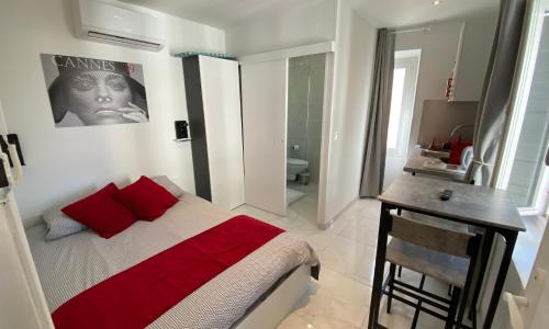 Standard Room photo