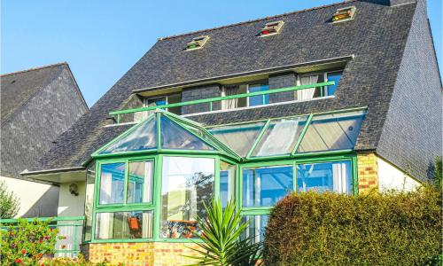 Nice Home In Guidel With Wifi