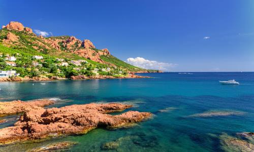 Super-cute colourful, cozy flat