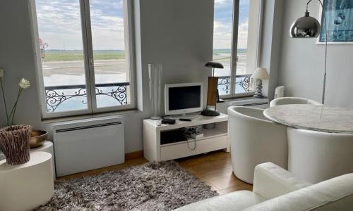 Appartement familial pour 4 pers et 2 bébés face à la Baie