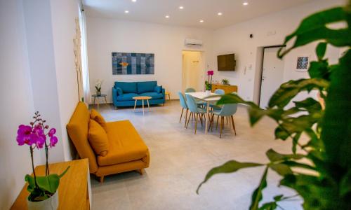 Cosmo 38 Luxury Apartments