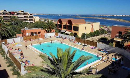 Gruissan studio aux Amarines au bord de la plage du Grazel