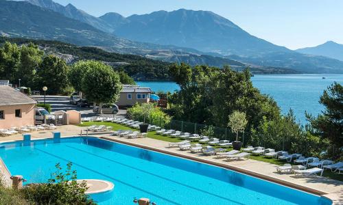 Camping l'Ecrin du Lac - Maeva