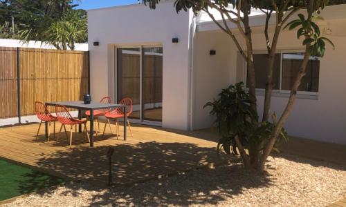 Maison chaleureuse et lumineuse à 200m de la mer