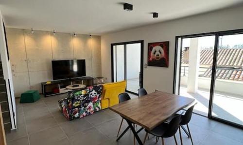 Logement neuf-Ghisonaccia centre, à 5min de la Mer