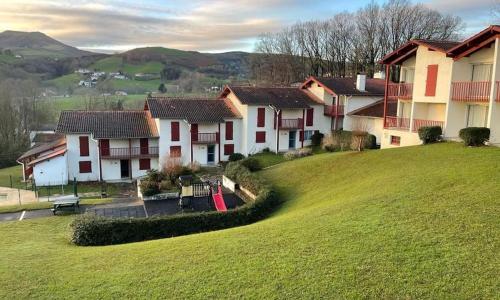 HOSTA Piscine Vue Montagnes