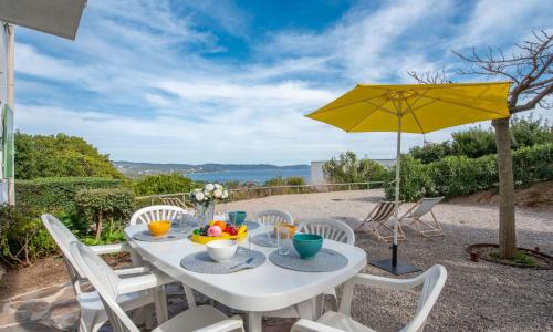 Apartment Les Arbousiers-1 by Interhome