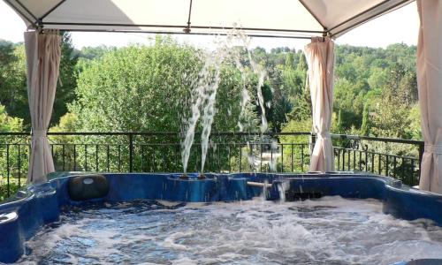Villa 216m2, 7ch, 15 pers : piscine, spa, billard