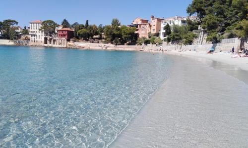 Appartement avec terrasse vue mer panoramique, Parking, Ménage fin de séjour, linge de lit et serviettes de bain inclus