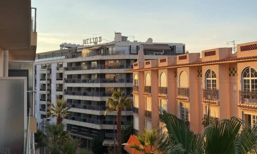 Studio avec balcon, Plages de Juan Les Pins