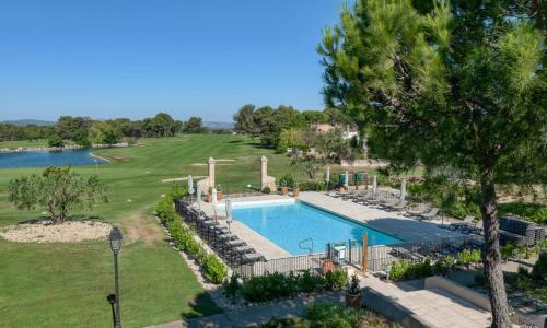 Hôtel du Golf de Pont Royal - maeva Home - Appartement 2 pièces 4 personne 874