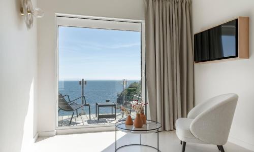 Les Elmes - Hôtel, Spa & Plage Privée