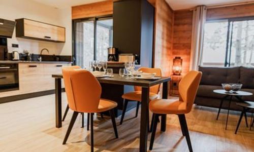 Gîte Le Chambon-sur-Lignon, 2 pièces, 4 personnes - FR-1-582-373