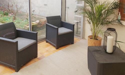 Maison au calme climatisée avec véranda