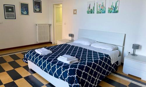 InNeapolis. Nel cuore della città