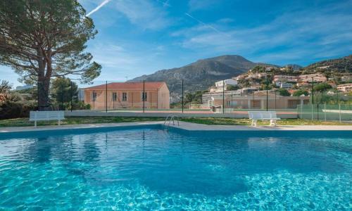 Appartement familial 6P, avec piscine et tennis, proche mer
