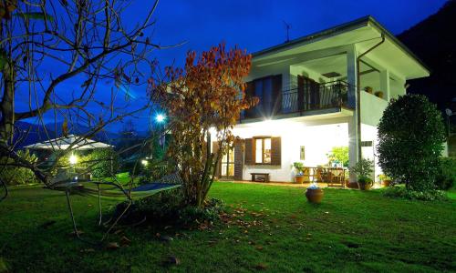 LAKE ORTA OPENSPACE garden beach