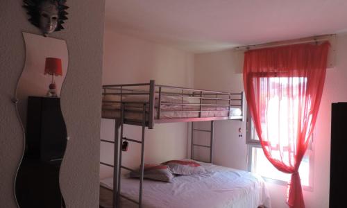 5038 Agde Marine C12