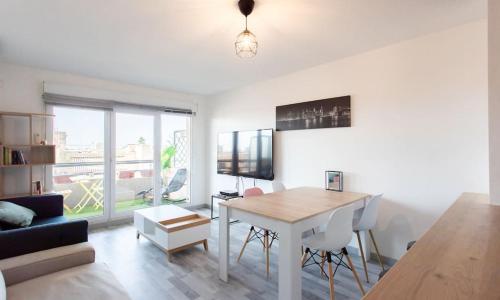 L41 Suite Paladium parking 8pax 4rooms balcony WIFI/AC