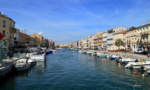 Sète Centre Magnifique Duplex refait à neuf