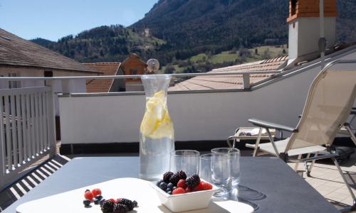 TSS' - Ai Broli, Self Check-in