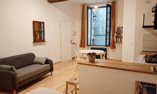 studio-ville médievale-charmant