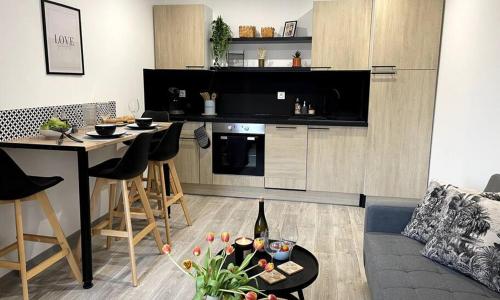 Bel appartement sur cour plein centre ville et parking