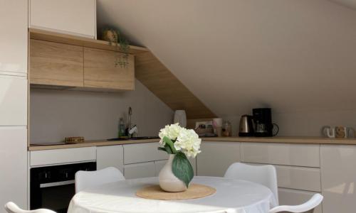 Chez Gustave charmant T2, 4 min place Ducale