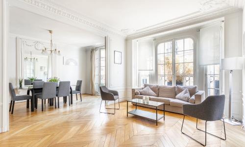Luxury Living in Passy