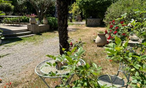 Magnifique Studio Tropézien à 300 m de la plage (parking gratuit)