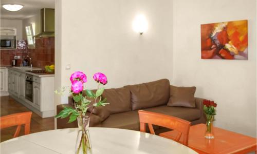3 Bedroom Amazing Home In Callian
