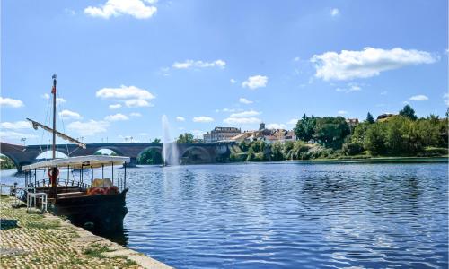 1 Bedroom Beautiful Apartment In Bergerac
