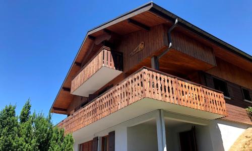 Chalet Letach - 'Great Bike Park Access' relax around the fire pit, mountain retreat