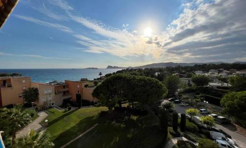 Studio la ciotat vue mer avec garage