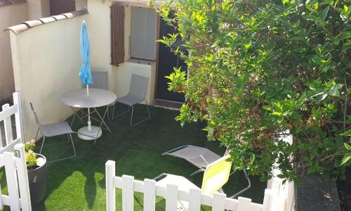 Maisonnette studio jardinet