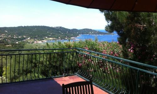 Maison 4 chambres , 8 personnes.