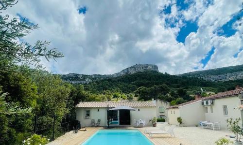 Studio de charme avec piscine