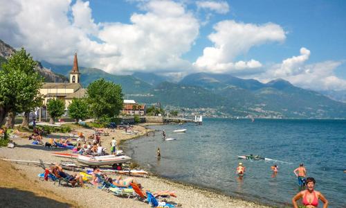 Rustico di Pianello Naturstein-Ferienhaus am See