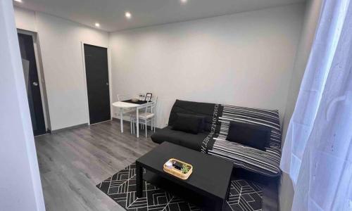 Beau T2 à Arcueil proche RER B.