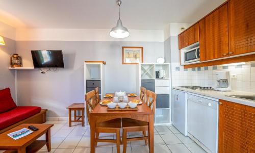 Apartment Les Grands Pins-2 by Interhome