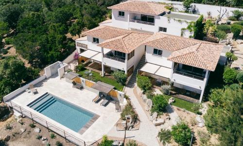 Très belle Résidence vue mer et piscine chauffée - BACCALOCATION
