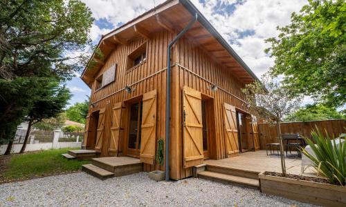 Wood house - Maison bois atypique à Andernos