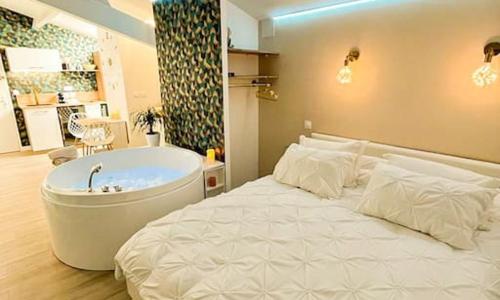 Lovicéa Balnéo Suite, 200m plage