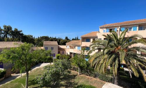 4 personnes au Village de la mer