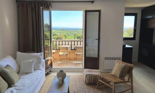 Appartement La Croix-Valmer, 2 pièces, 4 personnes - FR-1-726-27