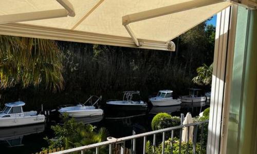 Bel Appartement au coeur de la Marina Port Cogolin