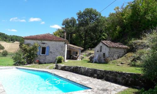 Gîte Thezels - Piscine privative