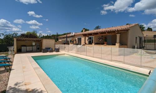 Villa en Provence avec piscine et jacuzzi