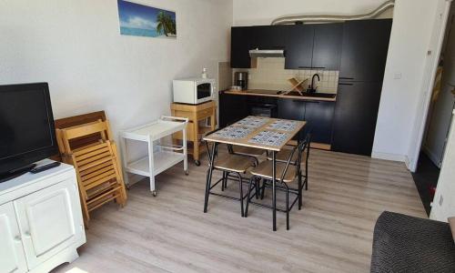 T2 avec PARKING PRIVÉ, vue mer, clim