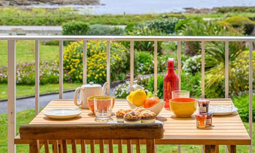 Studio Les Trois Iles-12 by Interhome